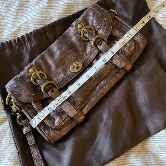 Coach Legacy leather large clutch in bronze - Picture 7 of 9